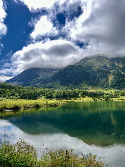 Там, где солнце касается гор - Антон Осенний - Антон