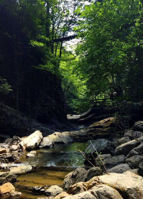 Скрытая частичка водопада -  