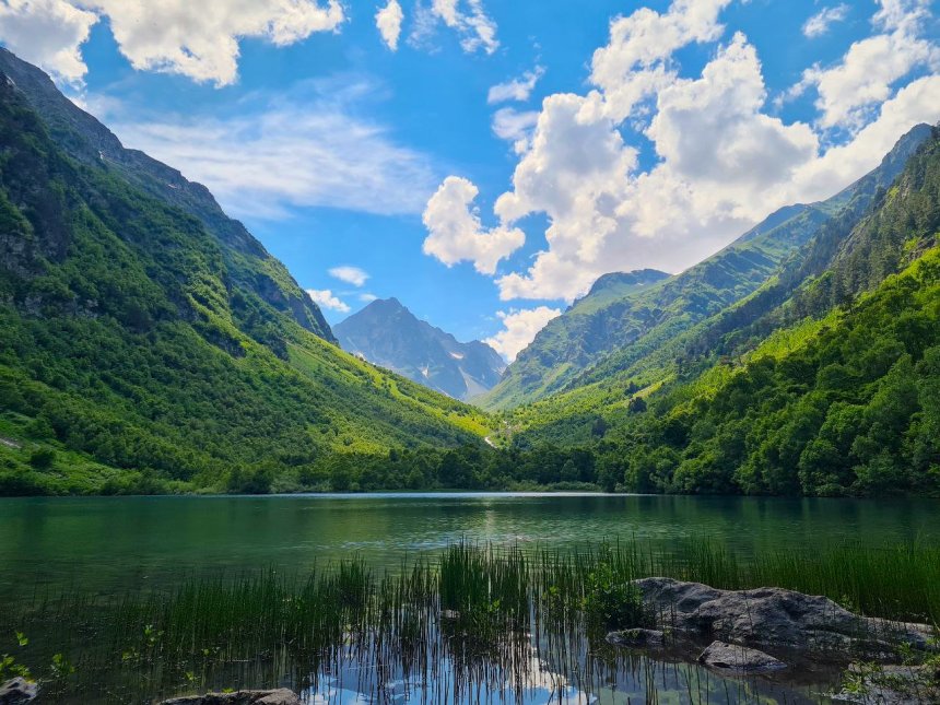 Бадукское озеро -  