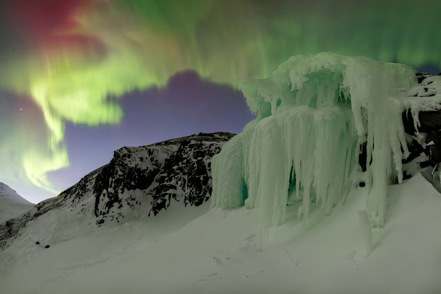 застывший водопад - Михаил Подоляк