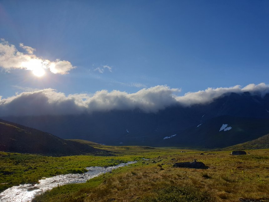 Приполярный урал -   (1/4)