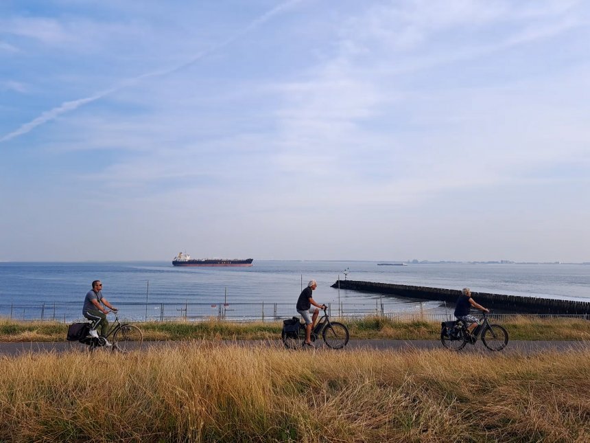 Вечность на берегу моря - Павел (1/8)