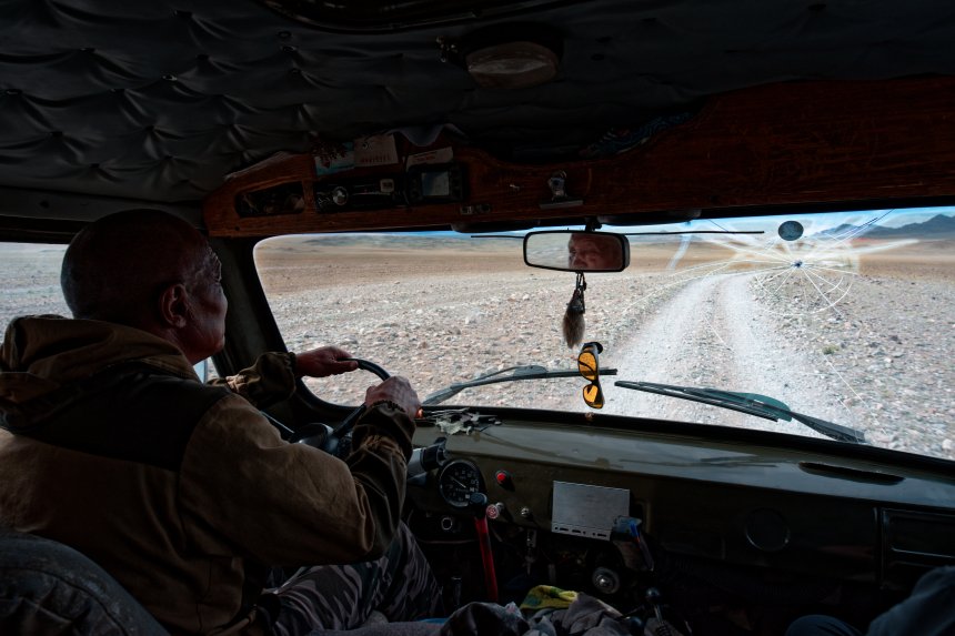 Лицом к лицу с пустыней -   (1/8)