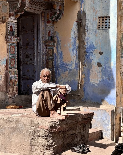 Суровый взгляд индийской нищеты -  