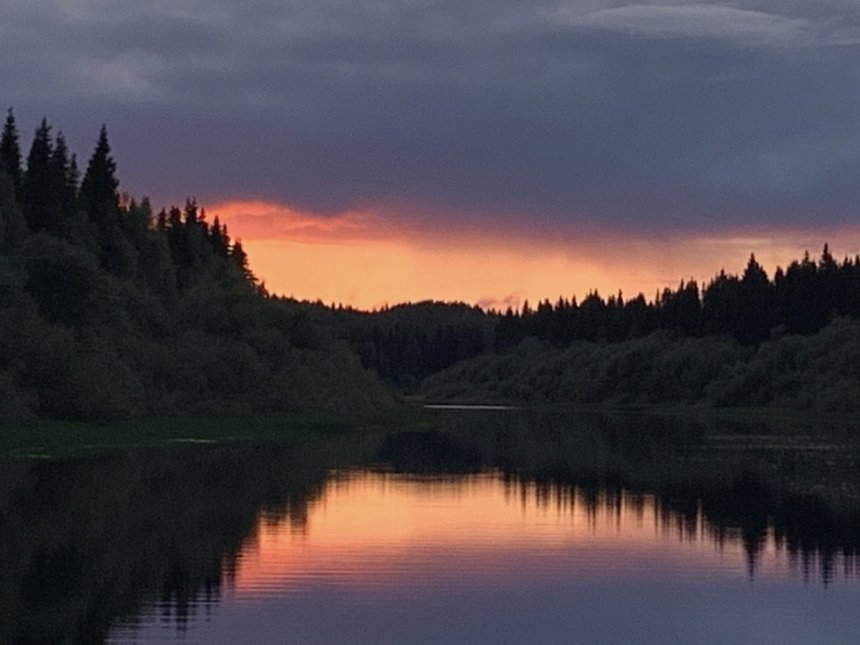 Закат на Кимже. Архангельская область -  