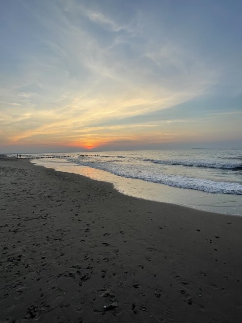 Солнечные часы.18:43 / Sundial. 6:43 p.m. - Евгения Максимова