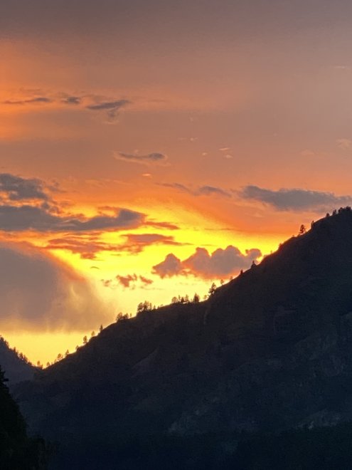 Закат в горах - Татьяна