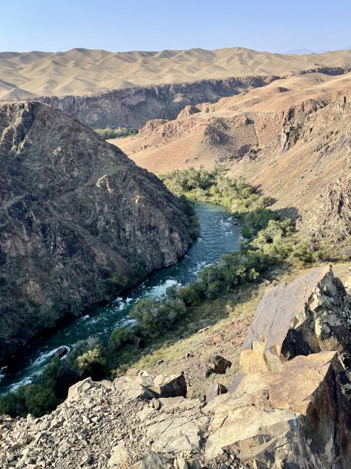Казахстан. Горные озера Кольсай и Каинды, каньоны Черный и Чарынский. -   (1/8)