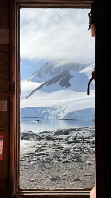 На краю света -   (1/8)