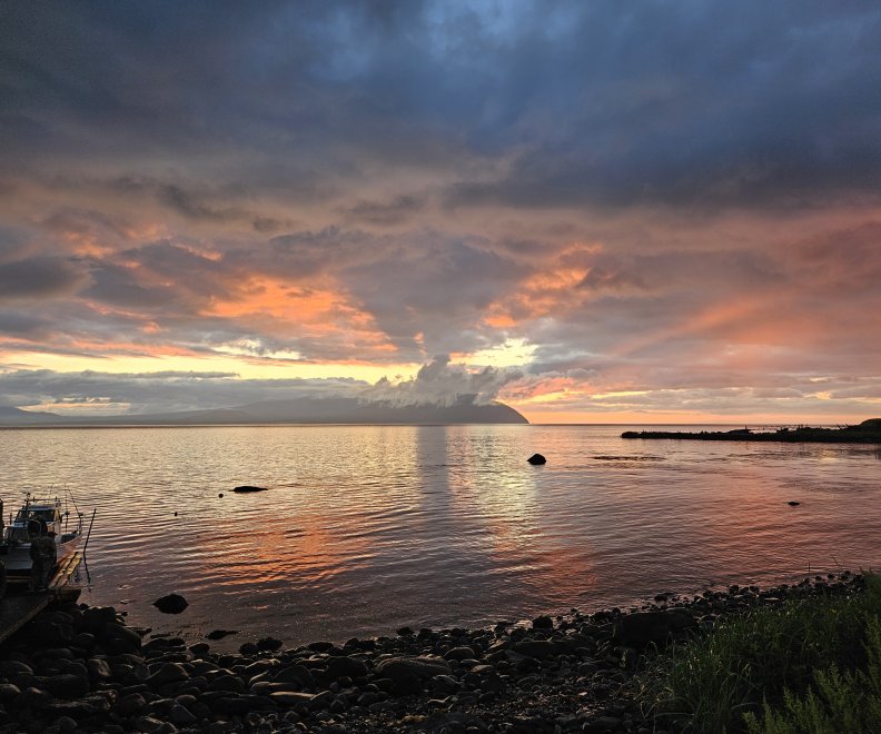 Удачная рыбалка -   (1/3)