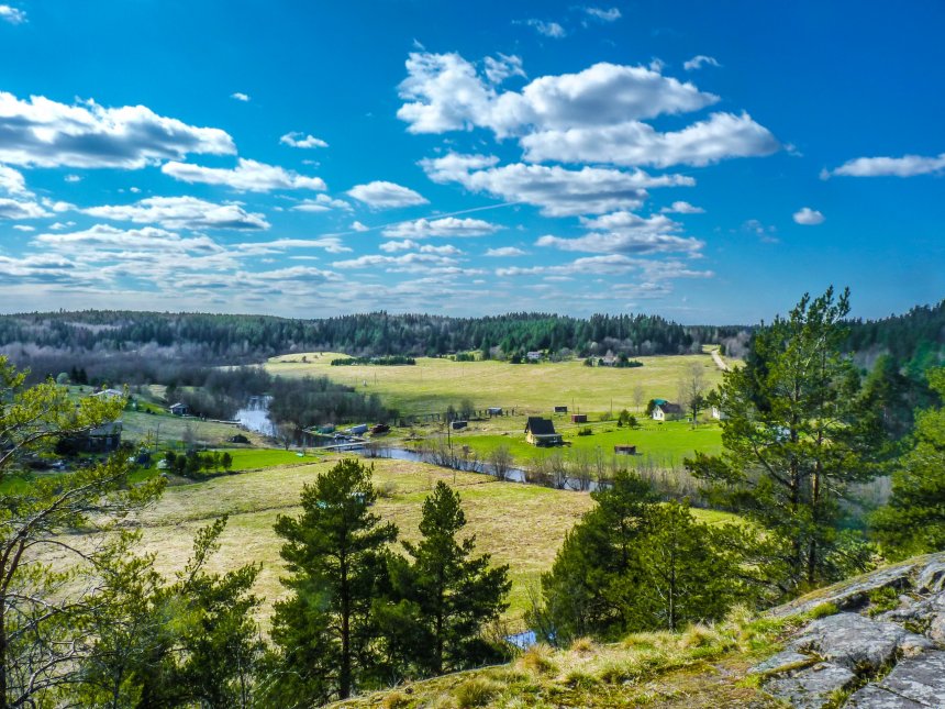 Скала Линнамяки, Карелия, п Соскуа -  