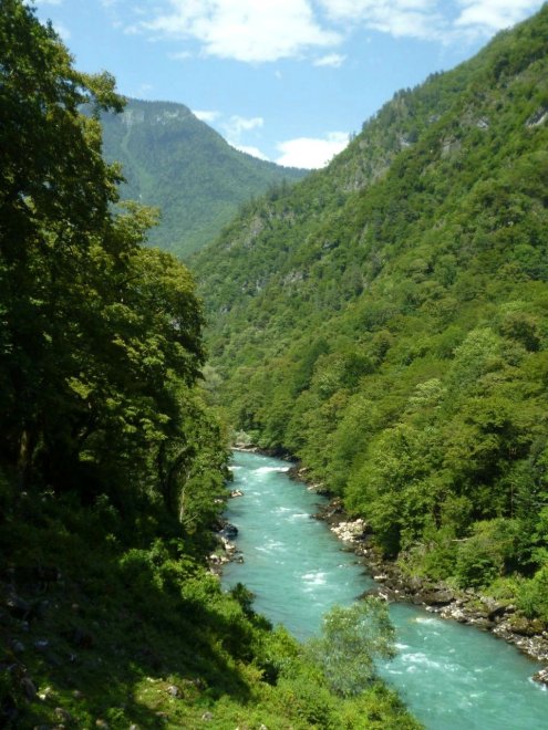 Голубое озеро – источник умиротворения -  