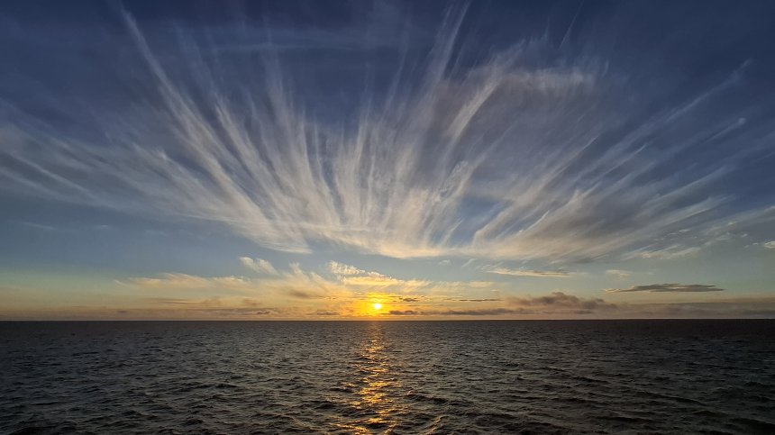 Морские пейзажи -   (1/5)