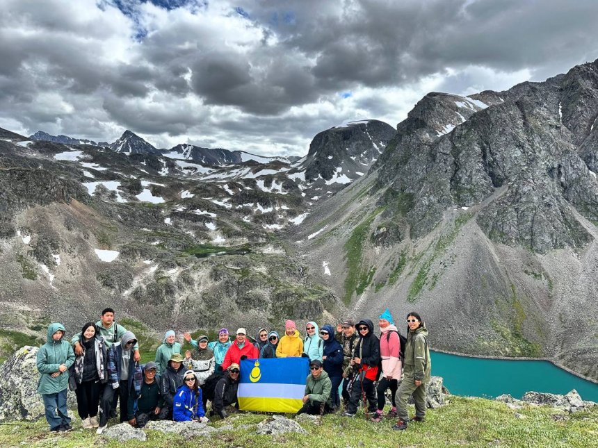 Бирюзовое озеро -  