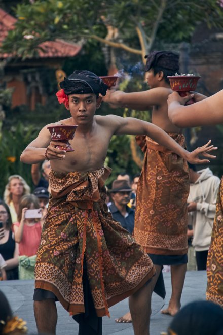 Во взгляде вера - Павел