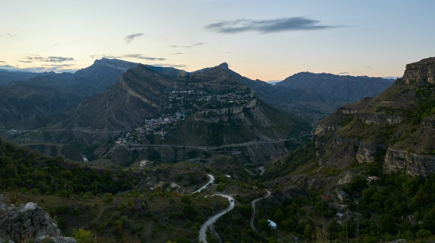 Горный поселок Гуниб -  