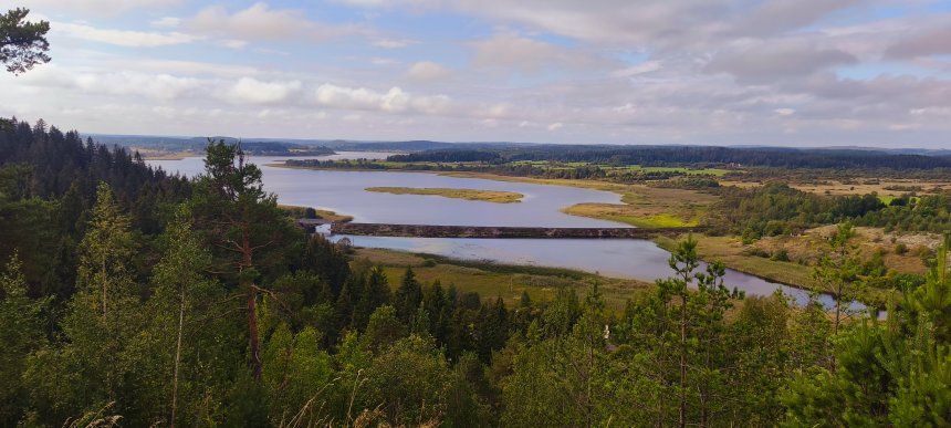 Вид сверху горы Паасо в Карелии. - polina