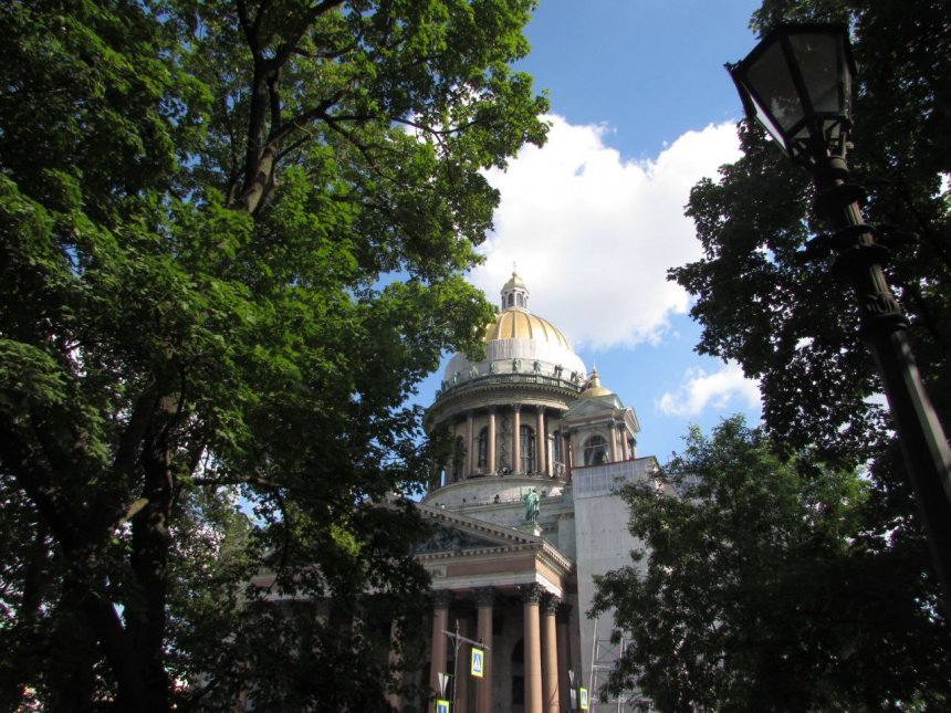 Знакомый и незнакомый Петербург -   (1/8)