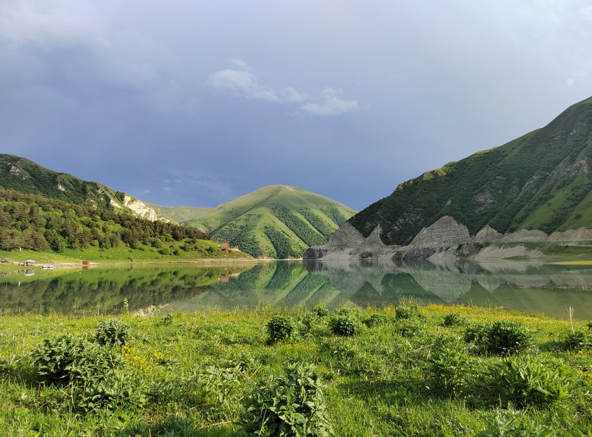 Безмятежность Озера Кезеной-Ам - Мария