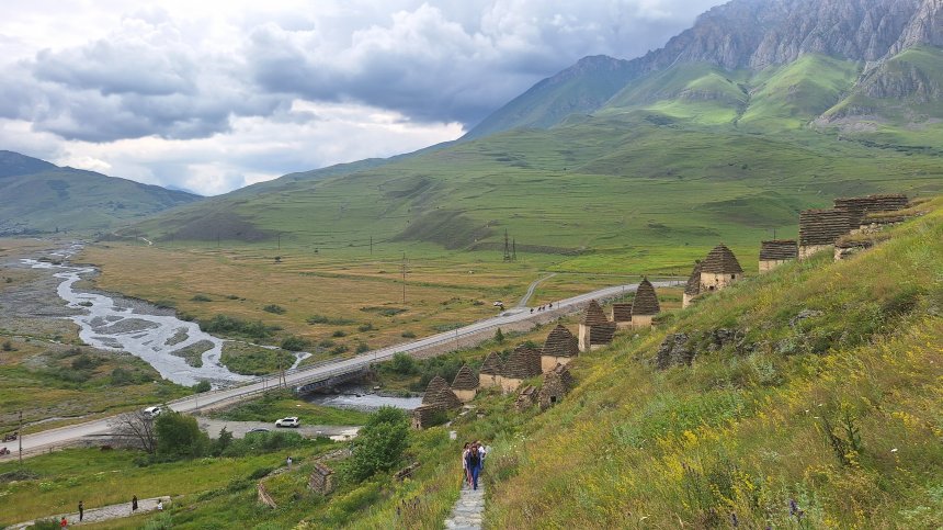 Великое путешествие по красивым местам России -   (1/4)