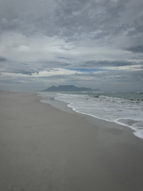 Песенка ни про что, или Что случилось в Африке -   (1/8)