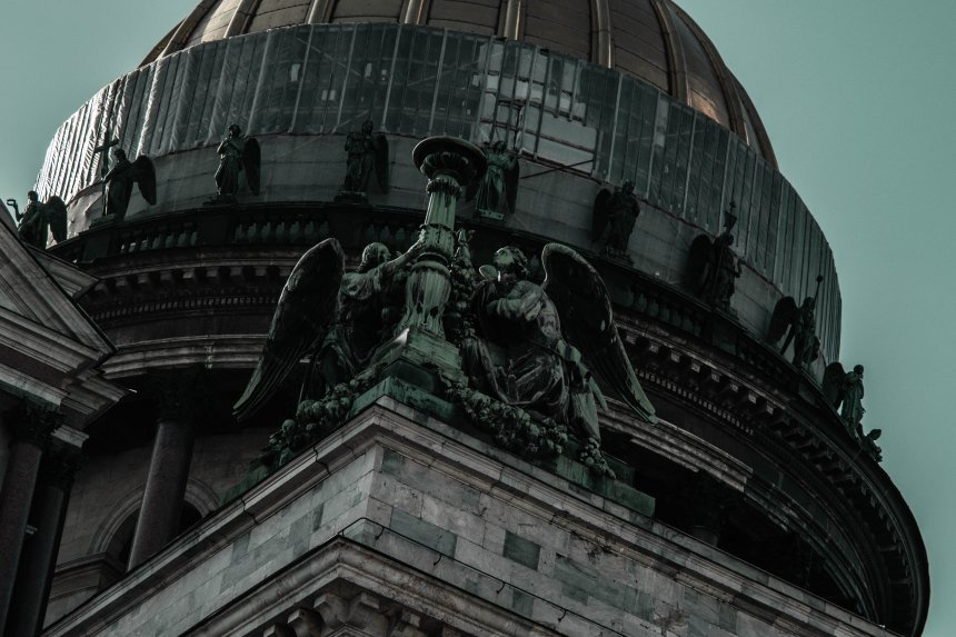 Мрачный и великий -   (1/3)