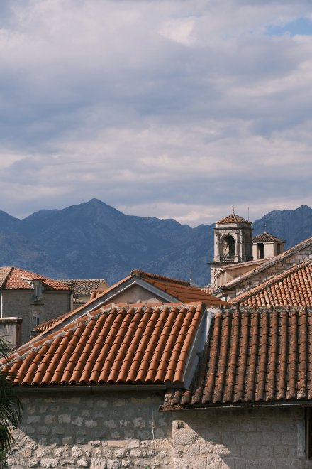 Уютная Черногория -   (1/8)