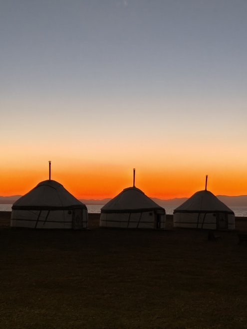 Под небом озера Сон - Куль. Under the sky of Lake Son-Kul - Елена (1/7)