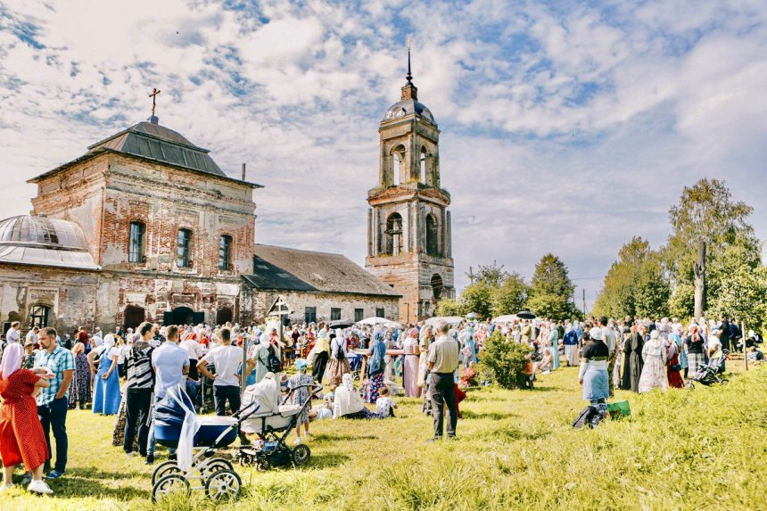 Окончание крестного хода - Екатерина