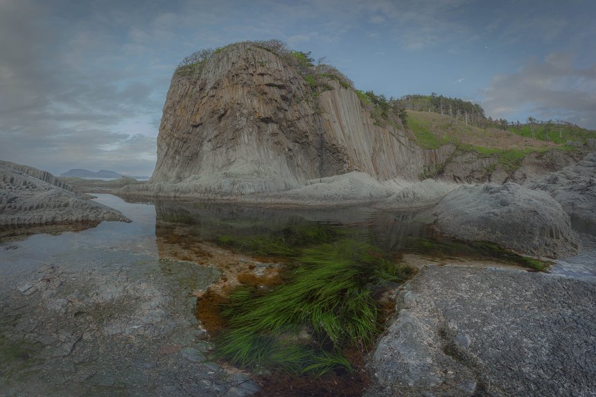 Мыс Столбчатый. Остров Кунашир. - Александр Лаврентьев