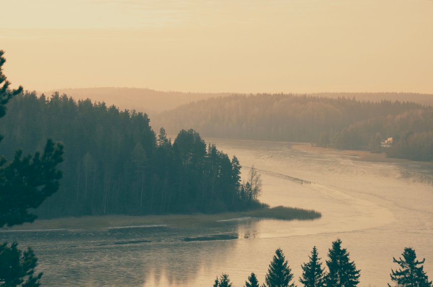 Туманый рассвет над Ладогой -  