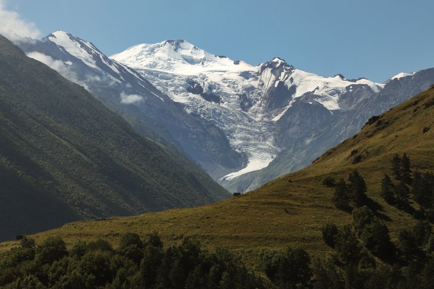 На зеленом склоне - Ольга