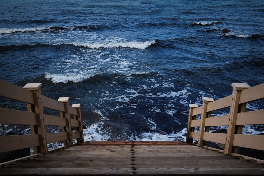 Лестница в синее синее море - Анастасия Маковецких