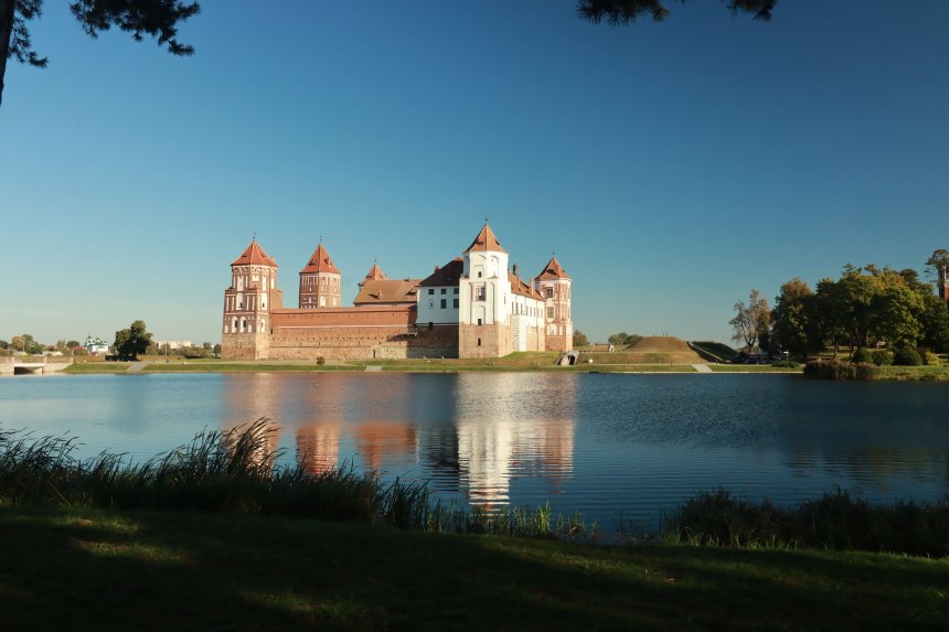 Знакомство с Беларусью - Любовь (1/6)