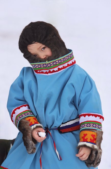 Северное детство-холодные игрушки -  